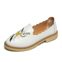 Embroidery Elegant Flower Soft Comfortable Floral Slip On Loafers