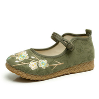 Flower Embroidery Retro Chinese Knot Soft Flat Loafers