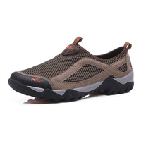 Men Mesh Fabric Breathable Outdoor Wear Resistant Sneakers