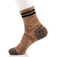Outdoor Sport Cotton Thick Breathable Deodorant Middle Tube Socks For Men
