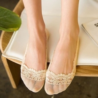 Women Breathable Lace Seamless Silicone Antiskid Boat Socks High Elastic Invisible Low Cut Socks