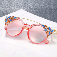 Women Cat Eye Anti-UV Sunglasses Vintage Brand Designer Crystal Diamond Frame Sunglasses