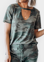 Camouflage Printed Hollow Out Blouse without Necklace