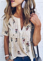 Floral V-Neck Short Sleeve Blouse without Necklace