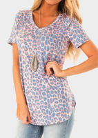 Leopard Printed V-Neck T-Shirt Tee without Necklace