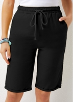 Drawstring Pocket Detail Waist Solid Shorts