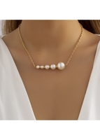 Pearl Design Metal Detail Gold Asymmetrical Necklace