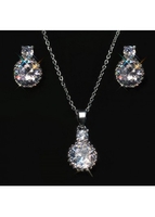 Rhinestone Figure 8 Pendant Silver Necklace Set
