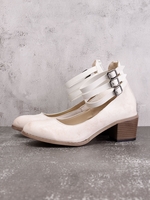 Noracora Women&0s Boots Low Heel Casual Camel Round Toe Zipper Boots