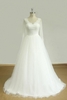Bridelily Elegent Long Sleeve Vneck Lace Tulle Wedding Dress