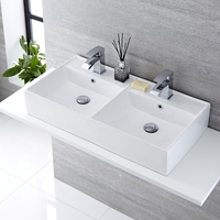 Double vasque à poser rectangulaire – 82 cm x 42 cm – Blanc – Avec 2 mitigeurs - Halwell