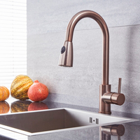 Mitigeur cuisine avec douchette extractible moderne – Bronze huilé - Como
