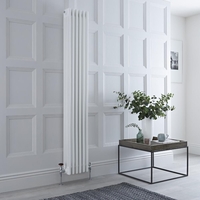 Radiateur style vertical – Blanc - 4 rangs – 180 x 29 cm - Avec pieds - Chauffage central - Design rétro - Windsor - Hudson Reed